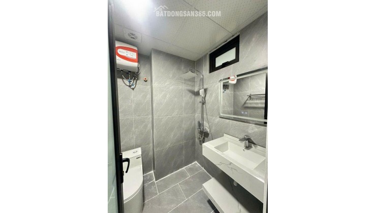 Tôn Đức Thắng • 31m² • 5T • MT 5.3m • 9.9 Tỷ • Đống Đa – Hà Nội